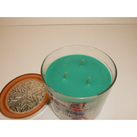 Bath & Body Works 3-wick 14.5 oz Candle Balsam Cedarwood Cranberry Alpine Cheer - Picture 3 of 4